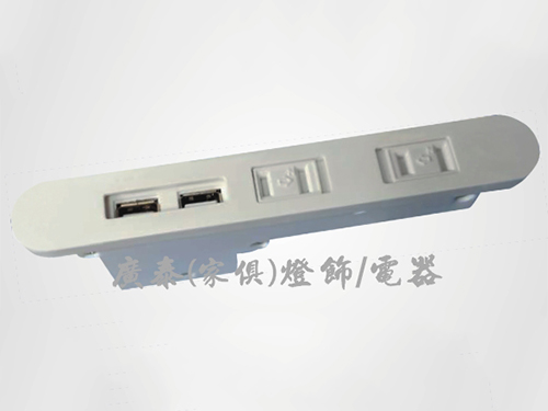 美式三位插座+开关-TY11-073K